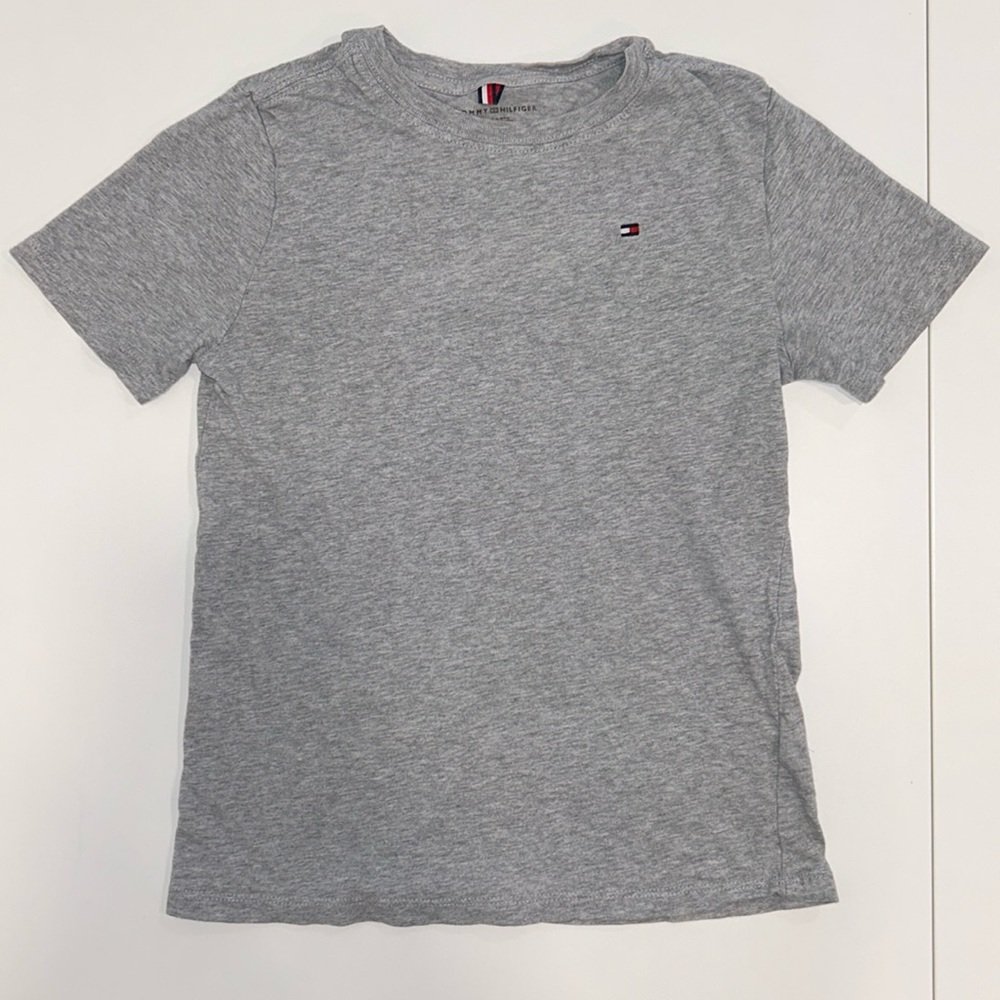 Tommy Hilfiger boy's short sleeve gray cotton medium shirt
